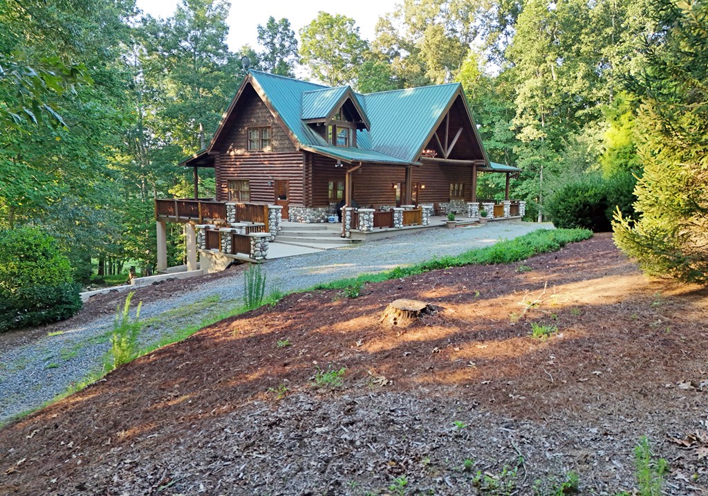 2682 Douthit Road Property Photo 4