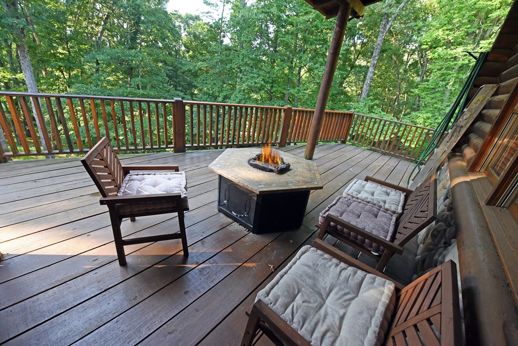 2682 Douthit Road Property Photo 8