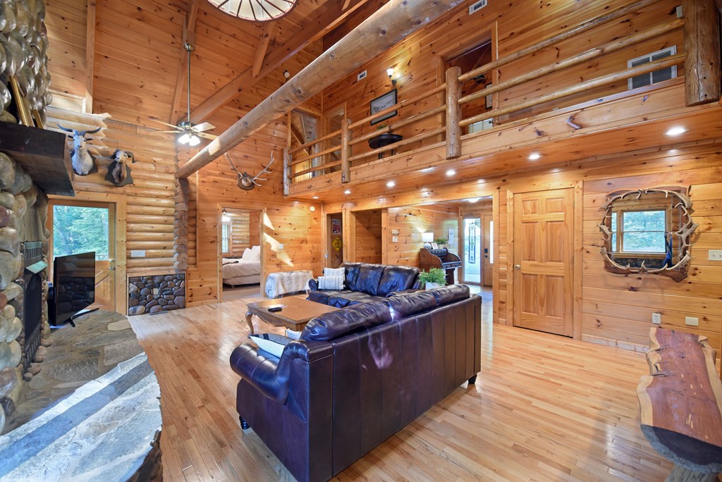 2682 Douthit Road Property Photo 10