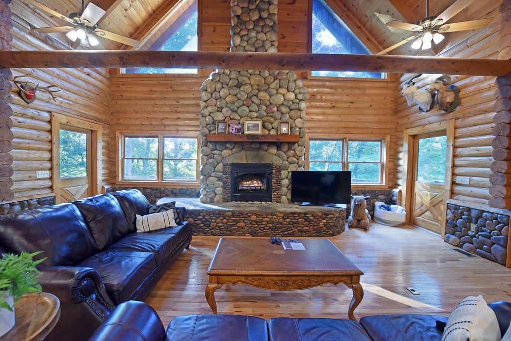 2682 Douthit Road Property Photo 11