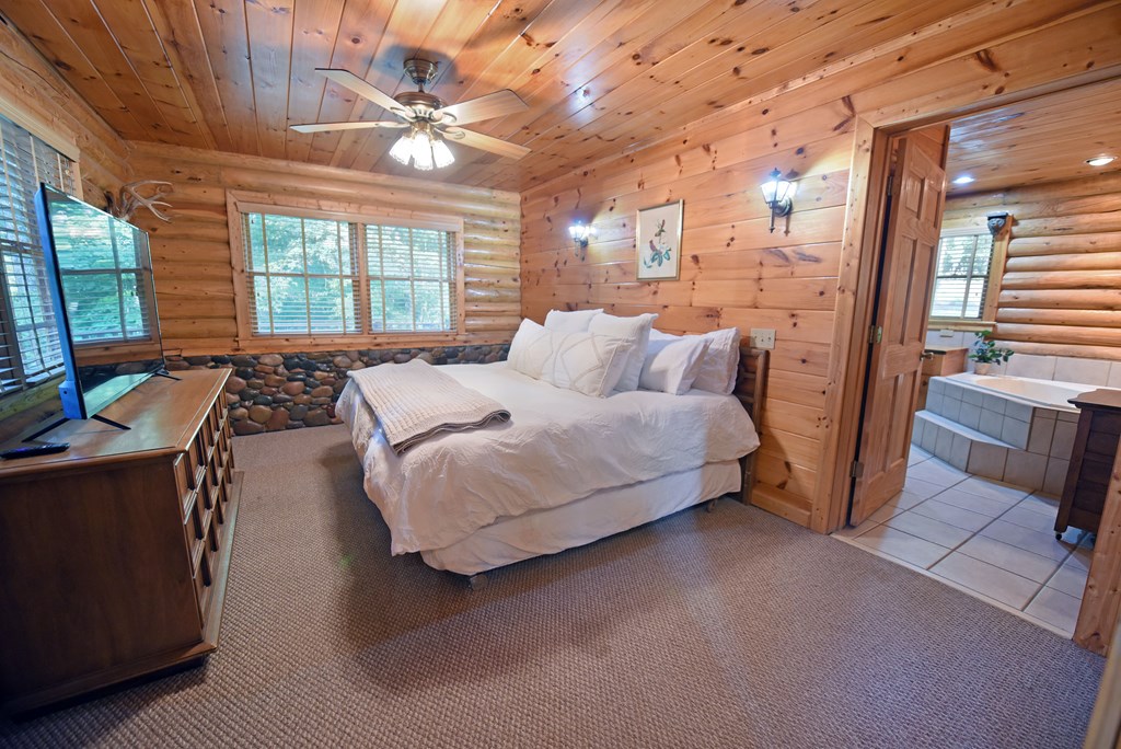 2682 Douthit Road Property Photo 16