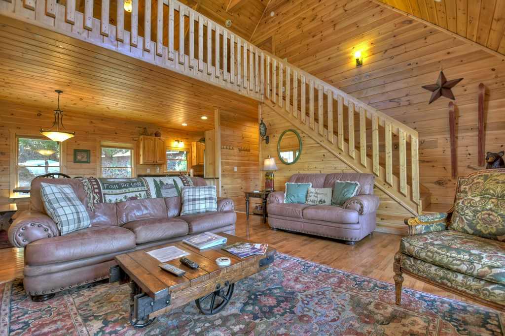 602 Laurel Creek Trail Property Photo 7