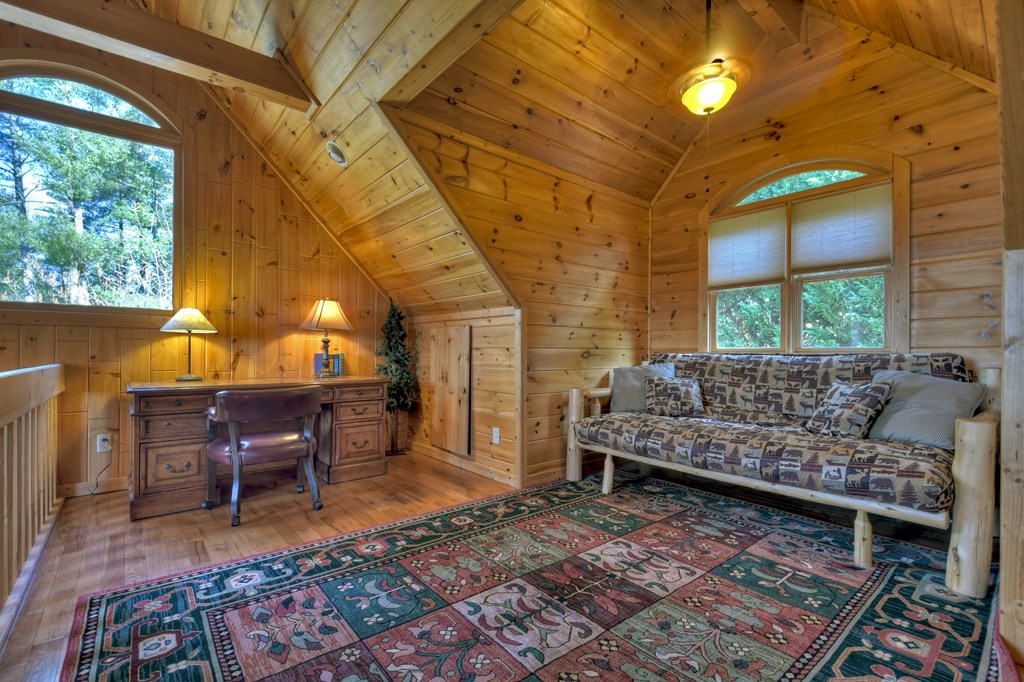 602 Laurel Creek Trail Property Photo 20