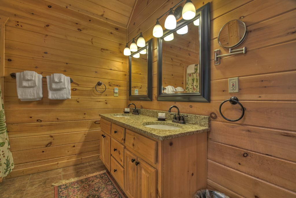 602 Laurel Creek Trail Property Photo 23