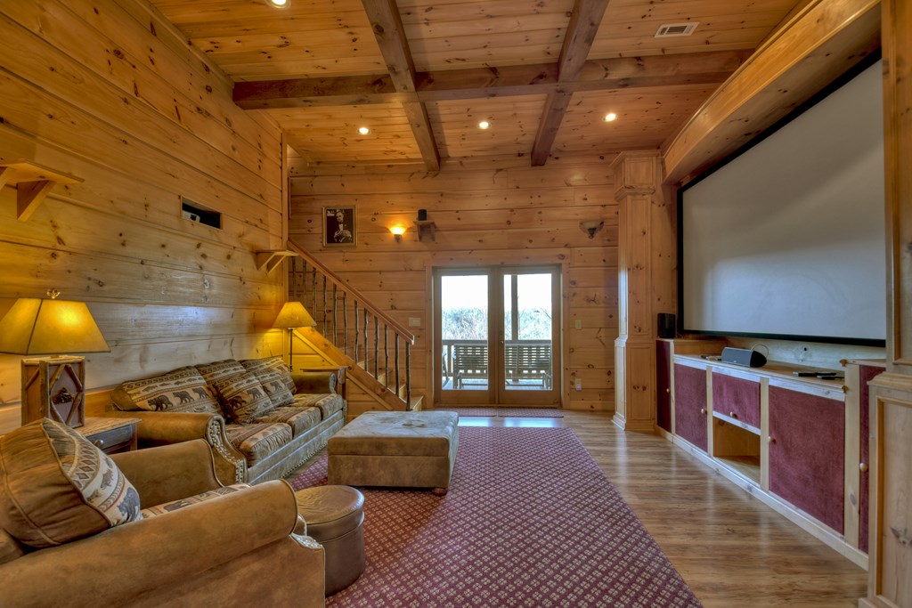 602 Laurel Creek Trail Property Photo 32