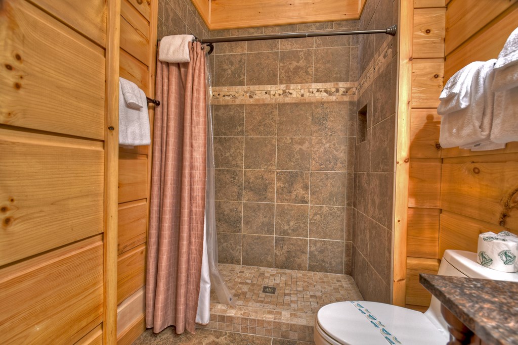 602 Laurel Creek Trail Property Photo 38