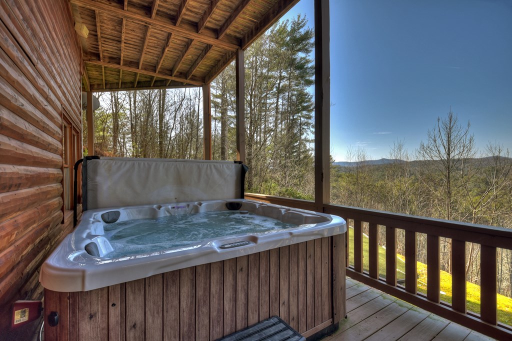 602 Laurel Creek Trail Property Photo 40