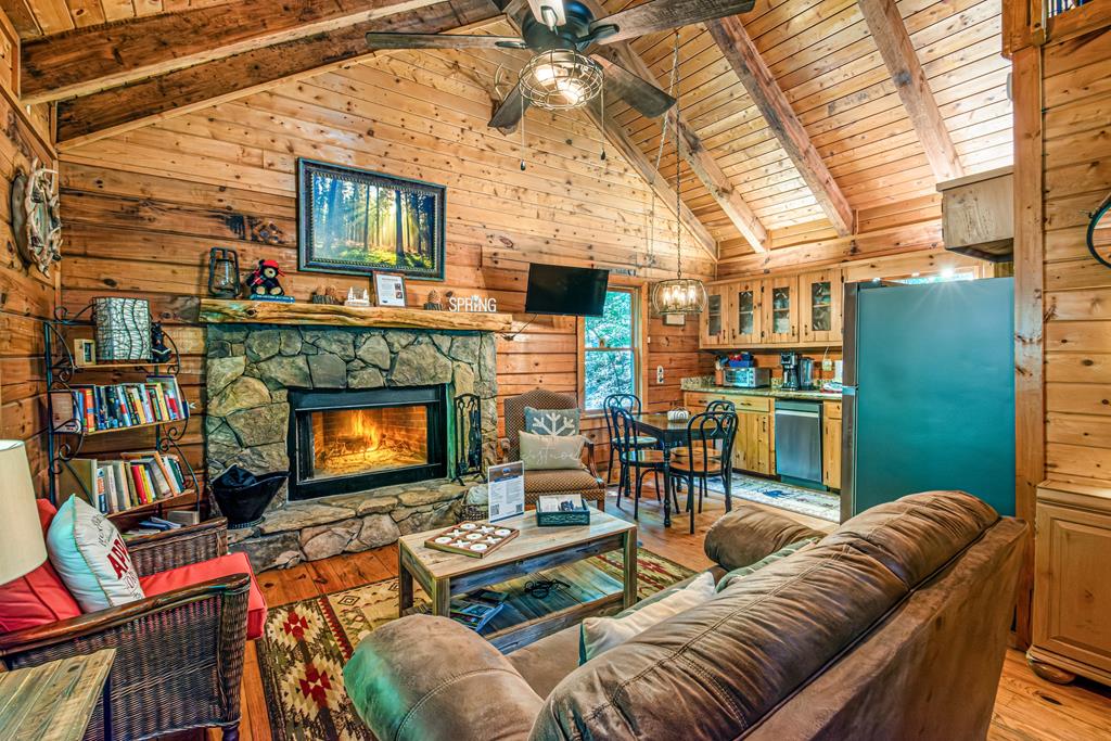 341 Valley View Road Property Photo 4