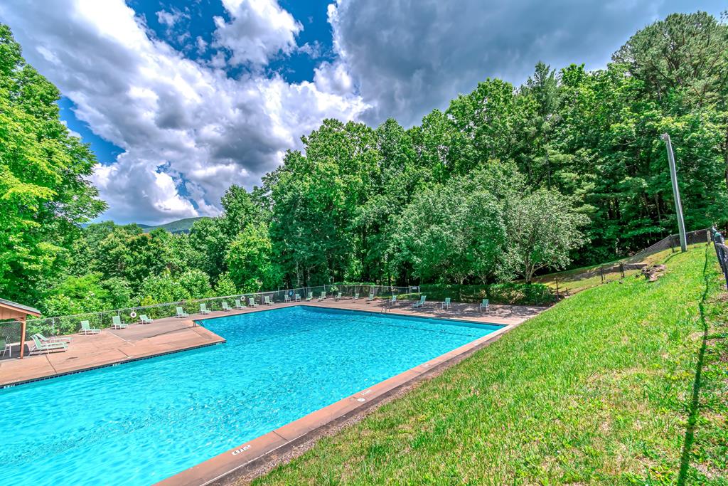 341 Valley View Road Property Photo 54