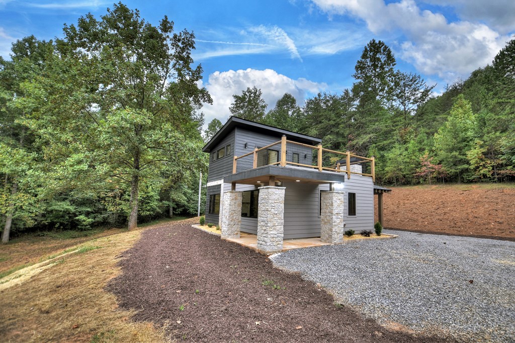 2634 Mountain View Road Property Photo 15