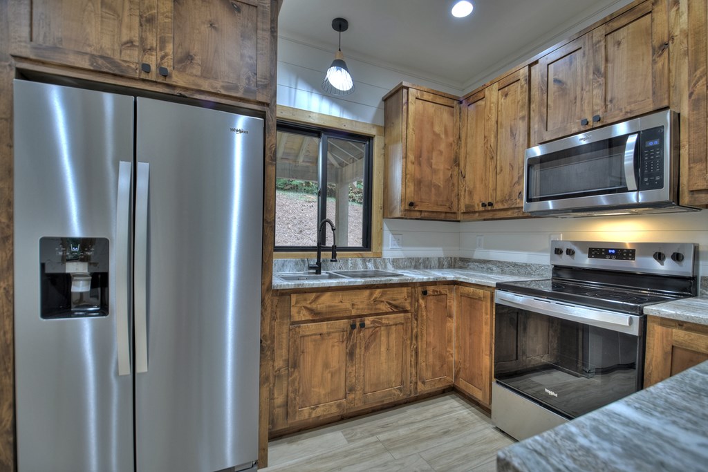 2634 Mountain View Road Property Photo 20