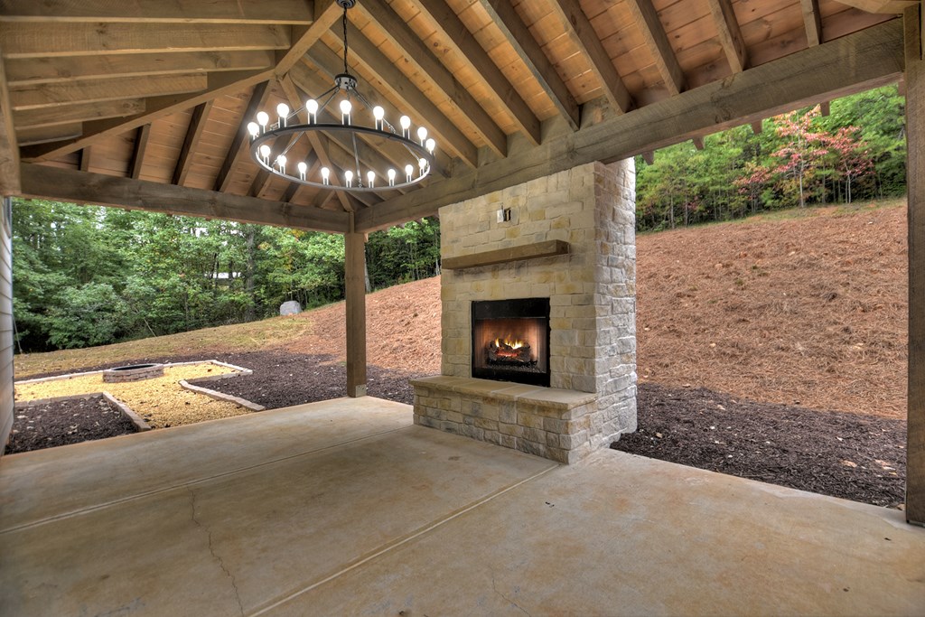 2634 Mountain View Road Property Photo 31
