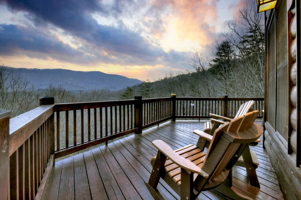 411 Ridge Trail Property Photo 4