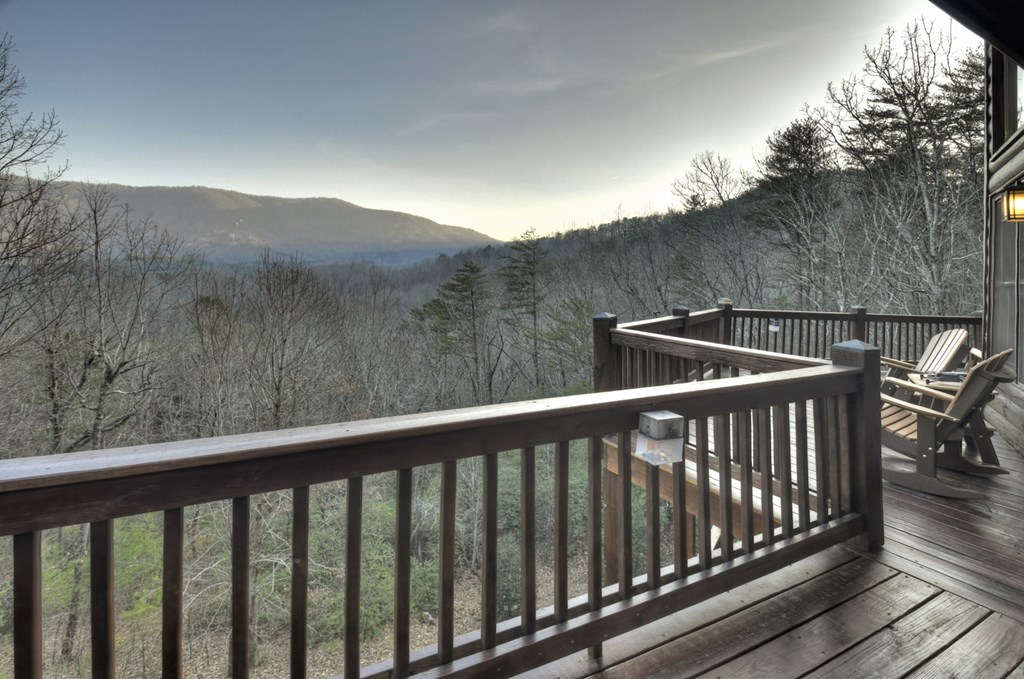 411 Ridge Trail Property Photo 5