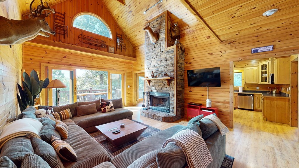 1650 Loving Road Property Photo 7