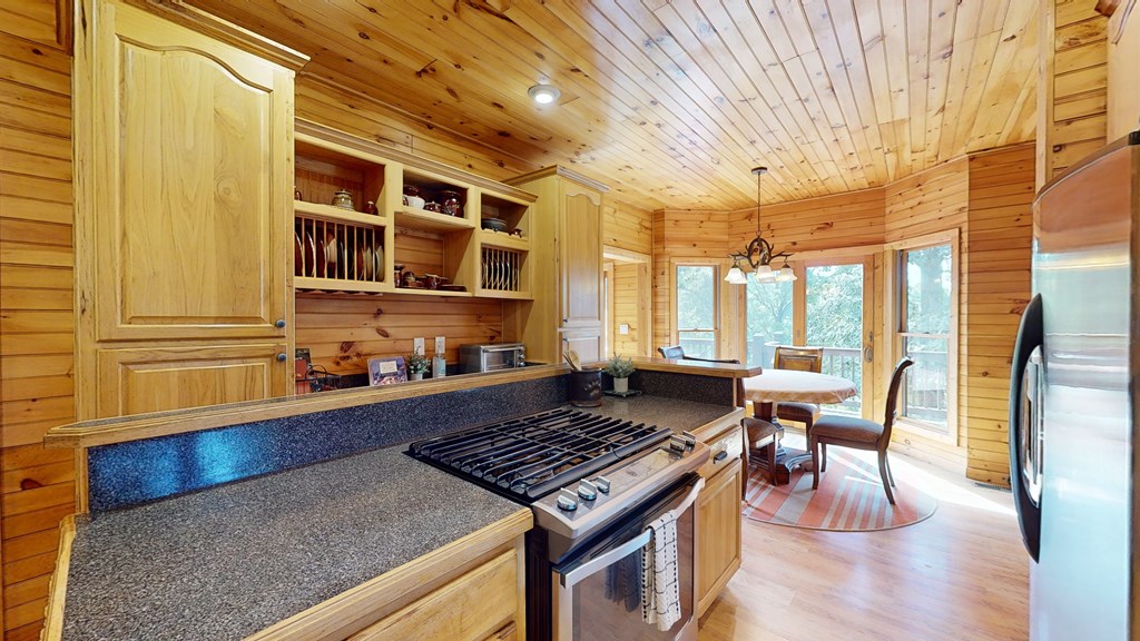 1650 Loving Road Property Photo 15