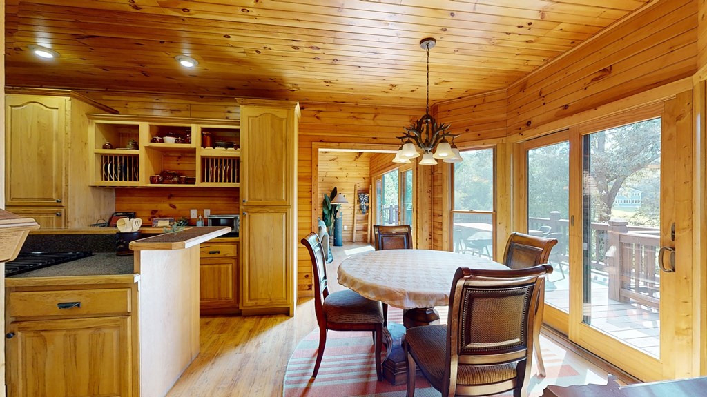 1650 Loving Road Property Photo 17