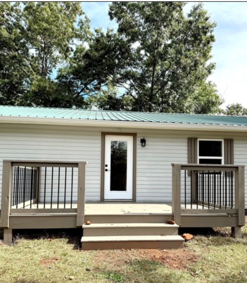 35 Chapel Circle Property Photo 5