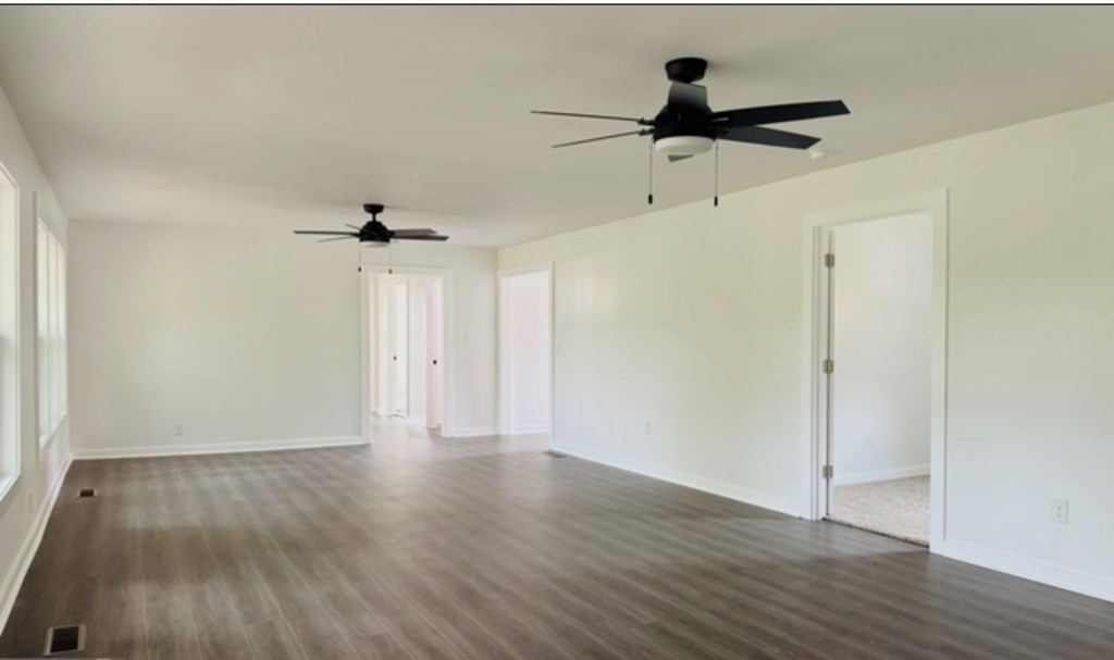 35 Chapel Circle Property Photo 11
