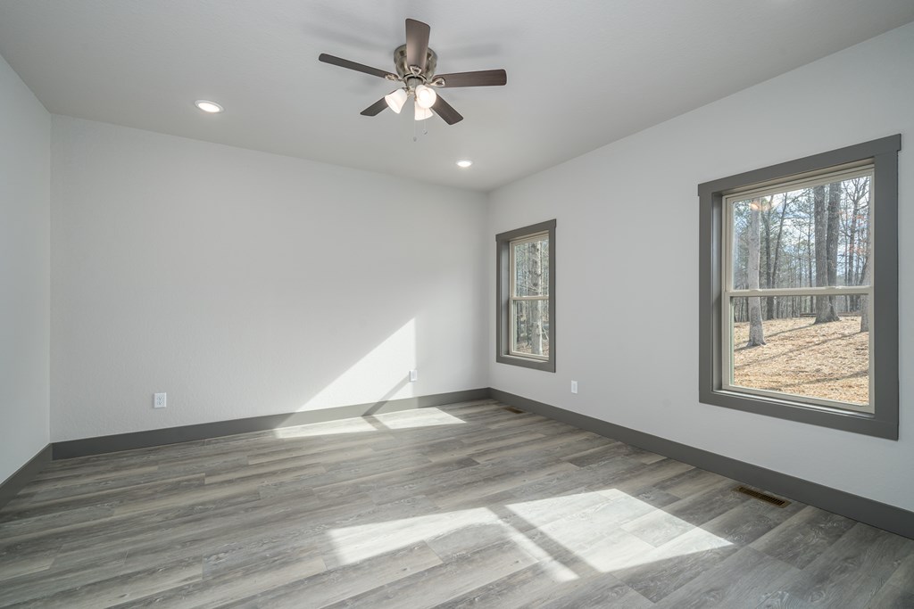 185 Country Road Property Photo 15