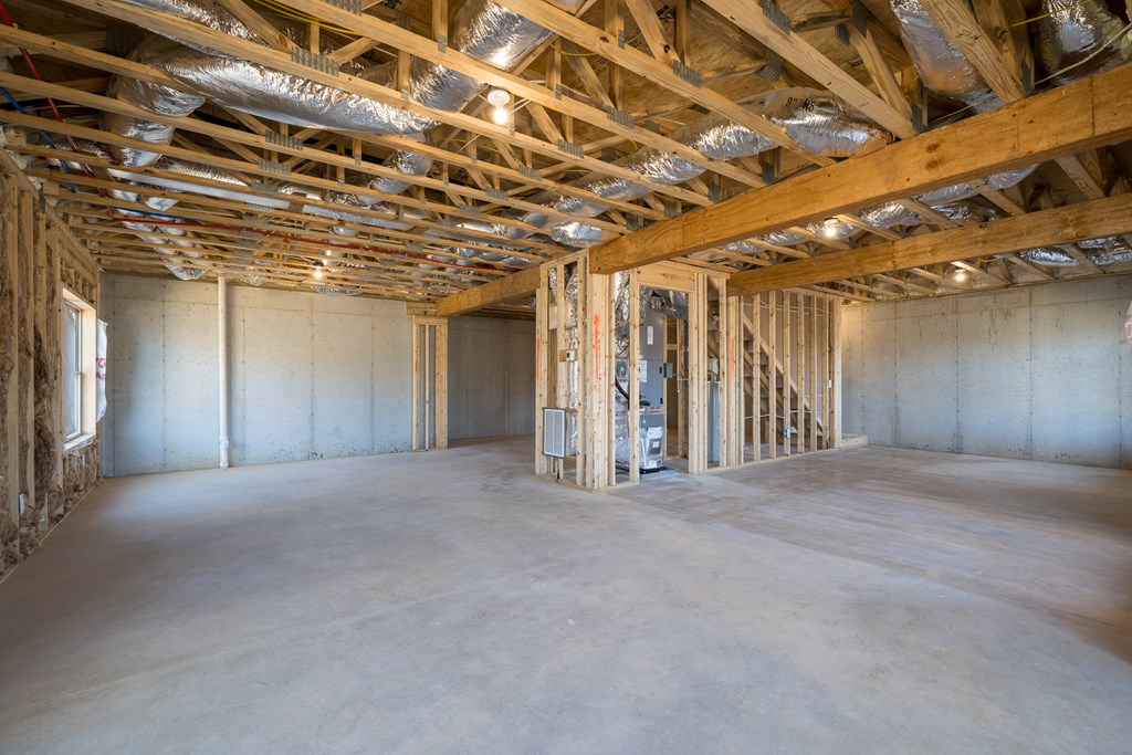 185 Country Road Property Photo 33