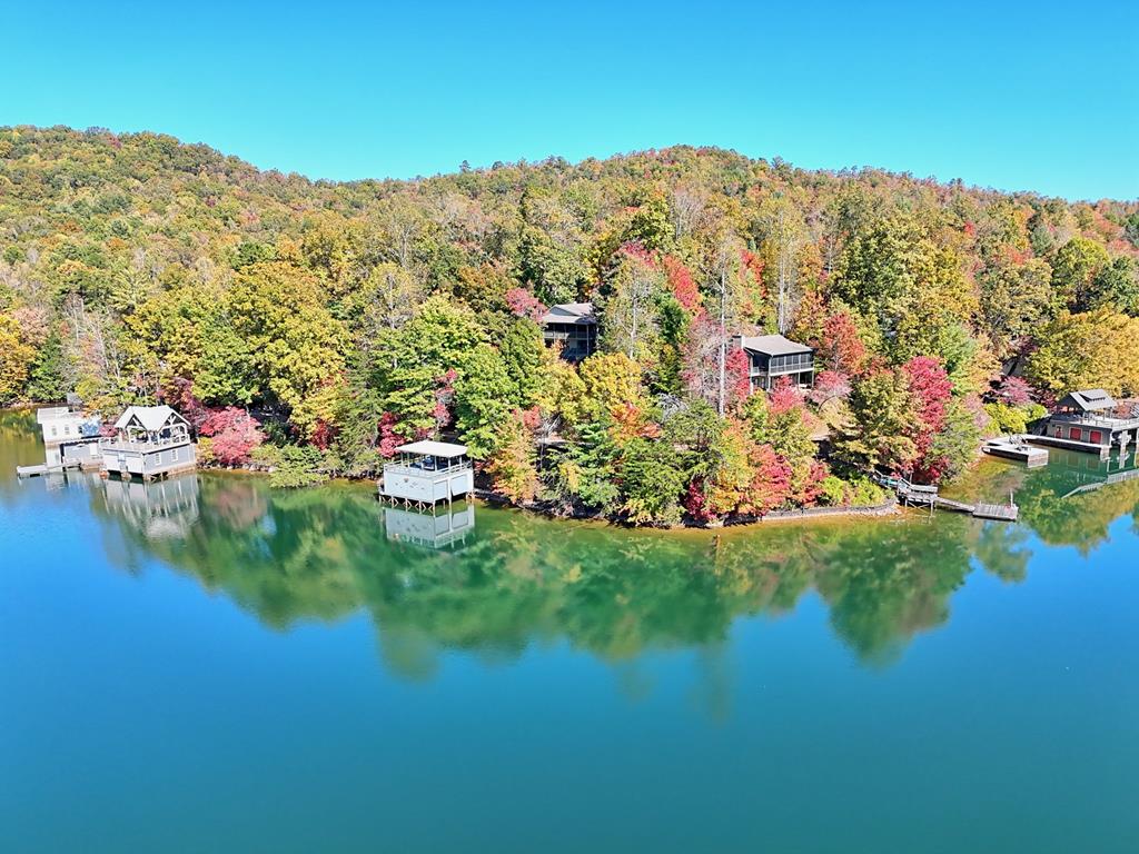 888 Moccasin Creek Road Property Photo 1