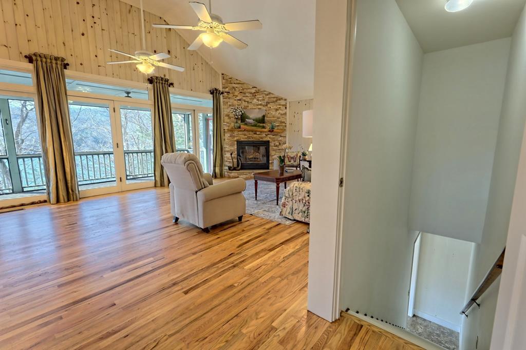 888 Moccasin Creek Road Property Photo 33