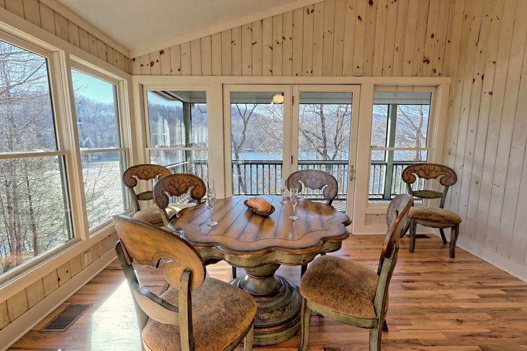 888 Moccasin Creek Road Property Photo 51