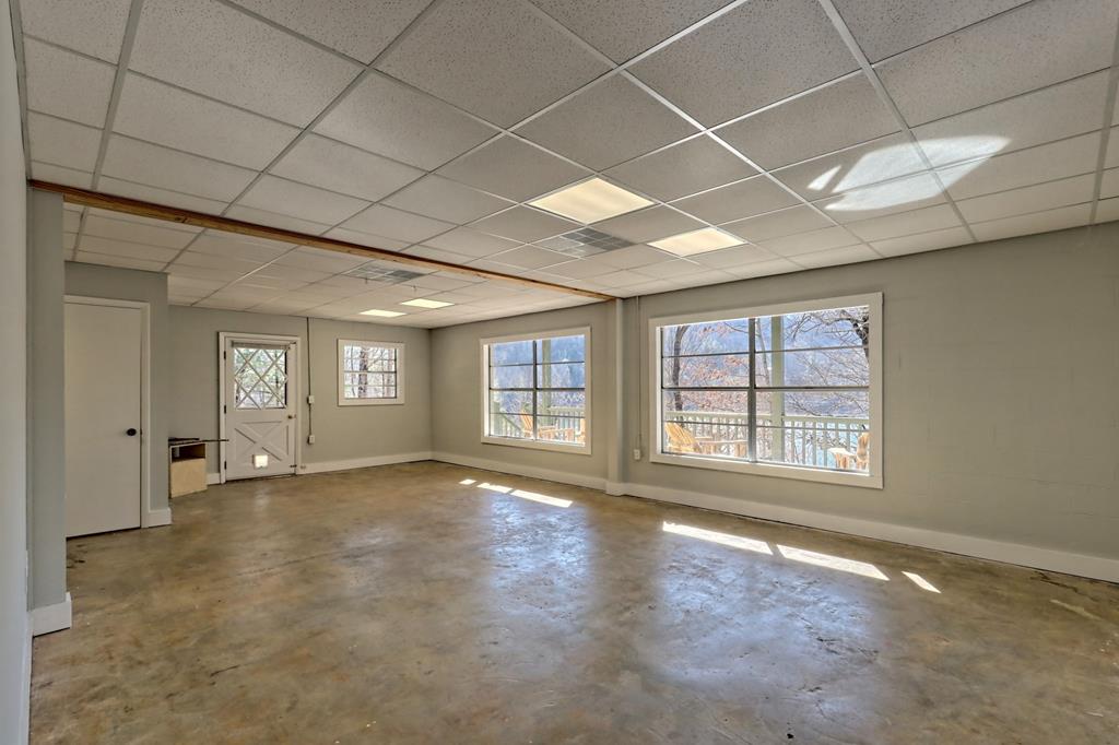 888 Moccasin Creek Road Property Photo 65