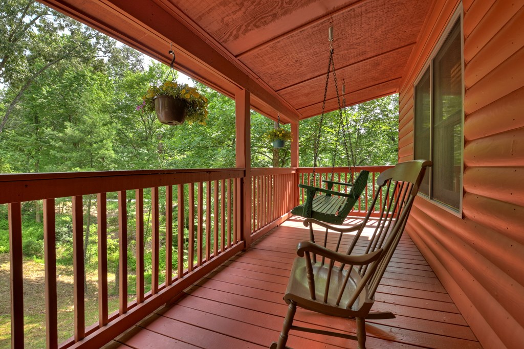 343 Seneca Drive Property Photo 5