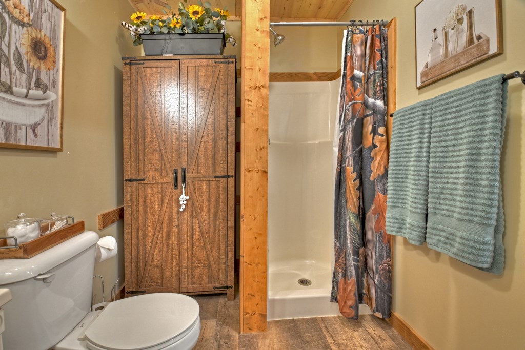 343 Seneca Drive Property Photo 32