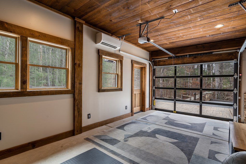1058 Fir Lane Property Photo 19