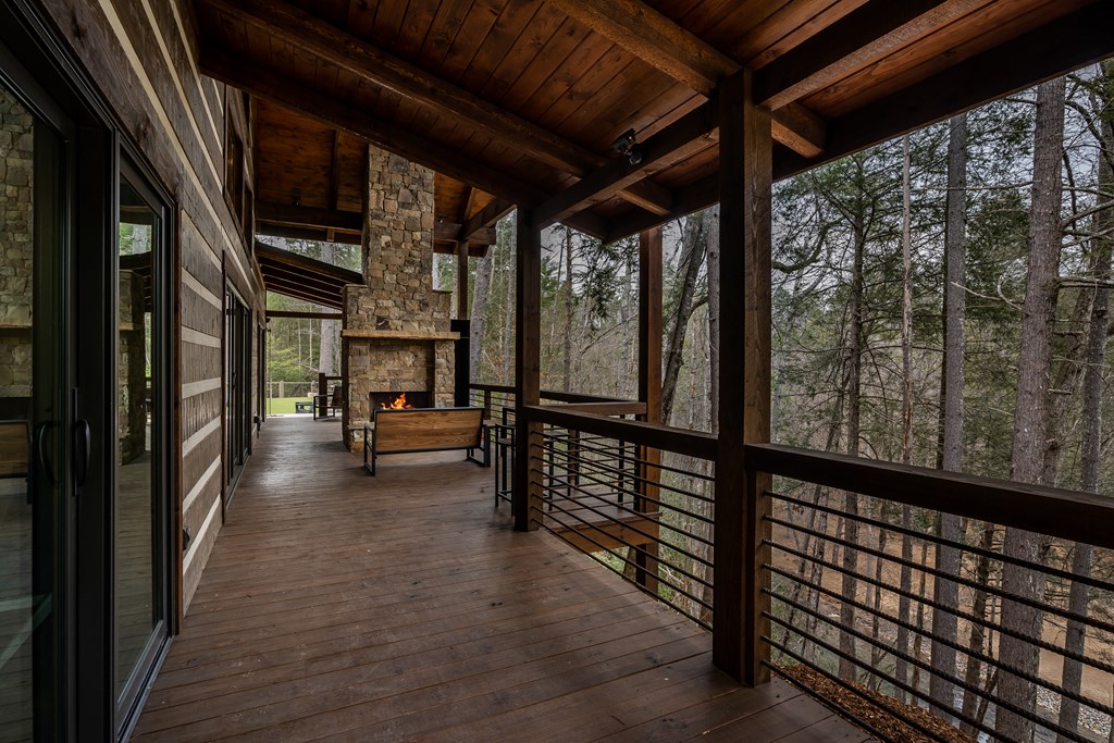 1058 Fir Lane Property Photo 43