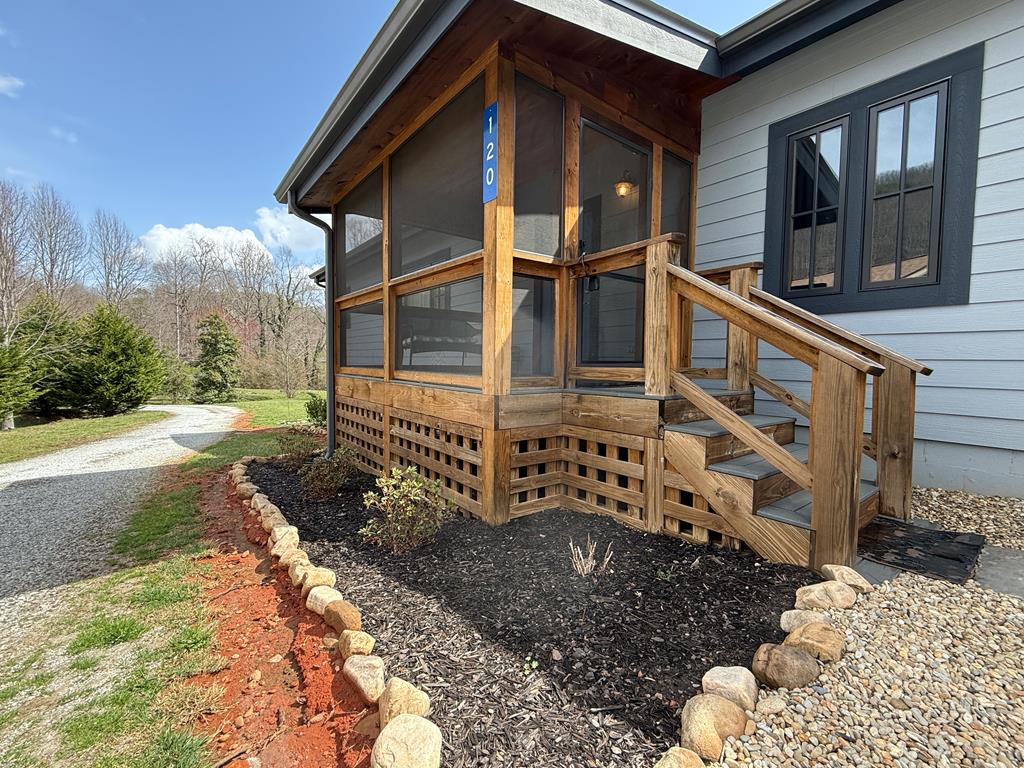 120 Maple Springs Lane Property Photo