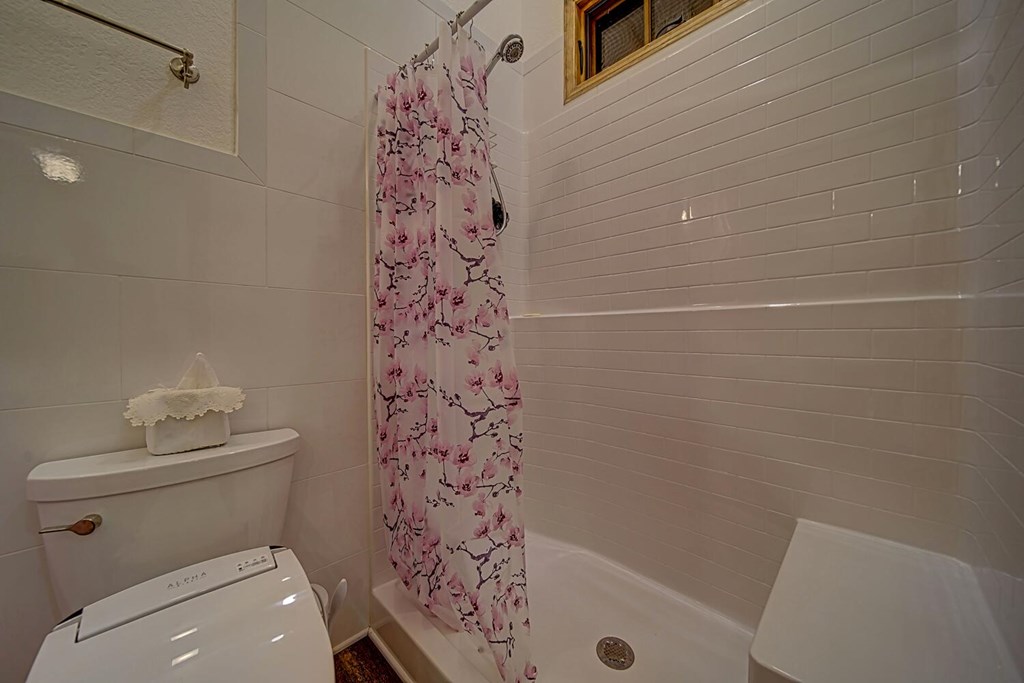 120 Maple Springs Lane Property Photo 23