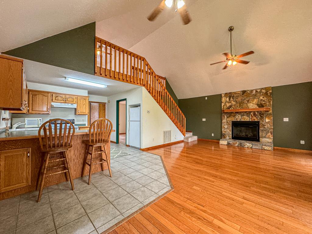 425 Boyd Ridge Drive Property Photo 2