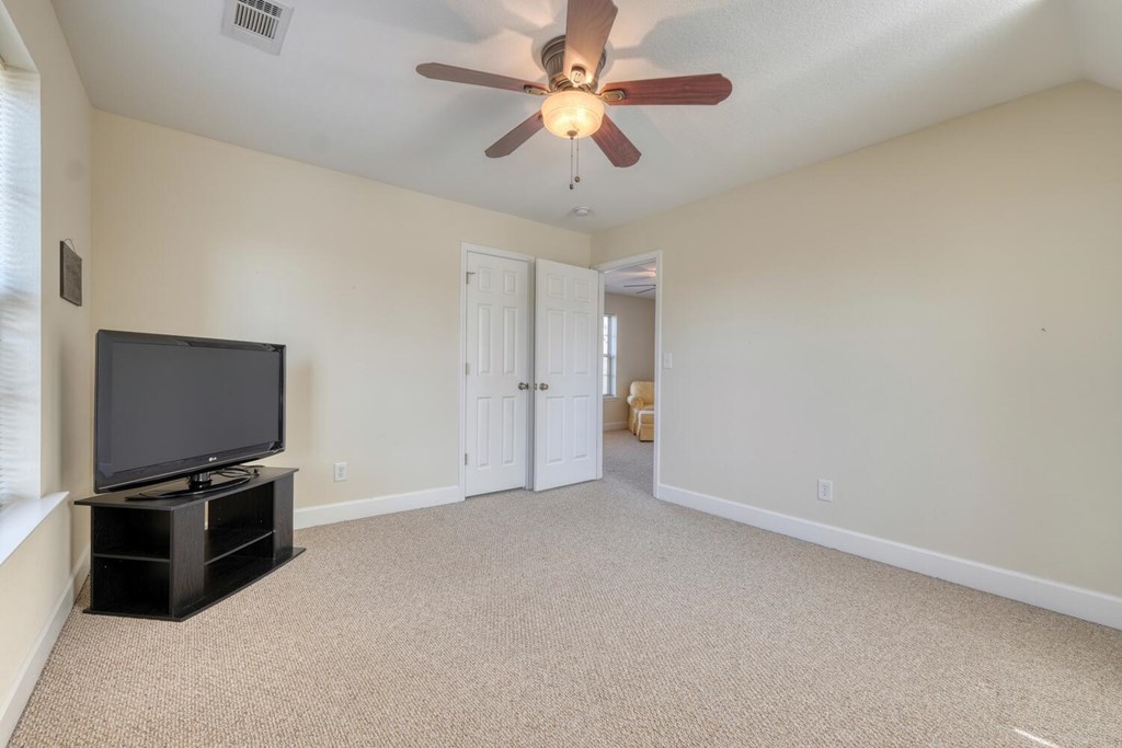 6129 Ruth Drive Property Photo 24