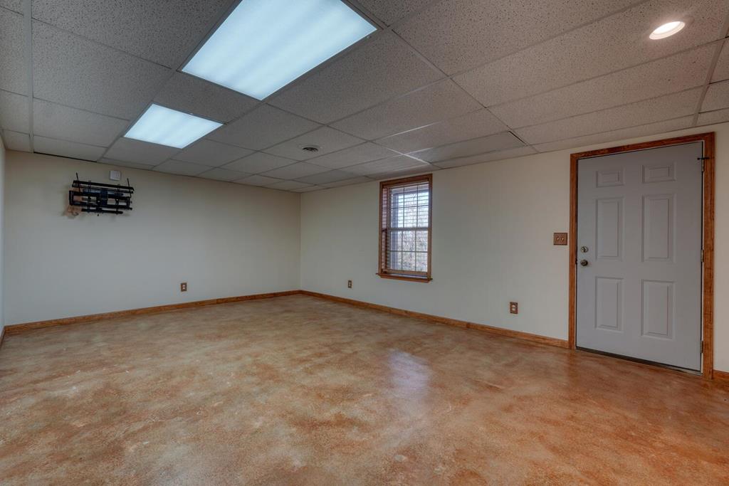 6129 Ruth Drive Property Photo 32