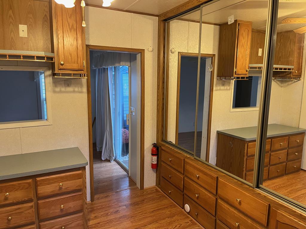 4338 River Bank Run Property Photo 17