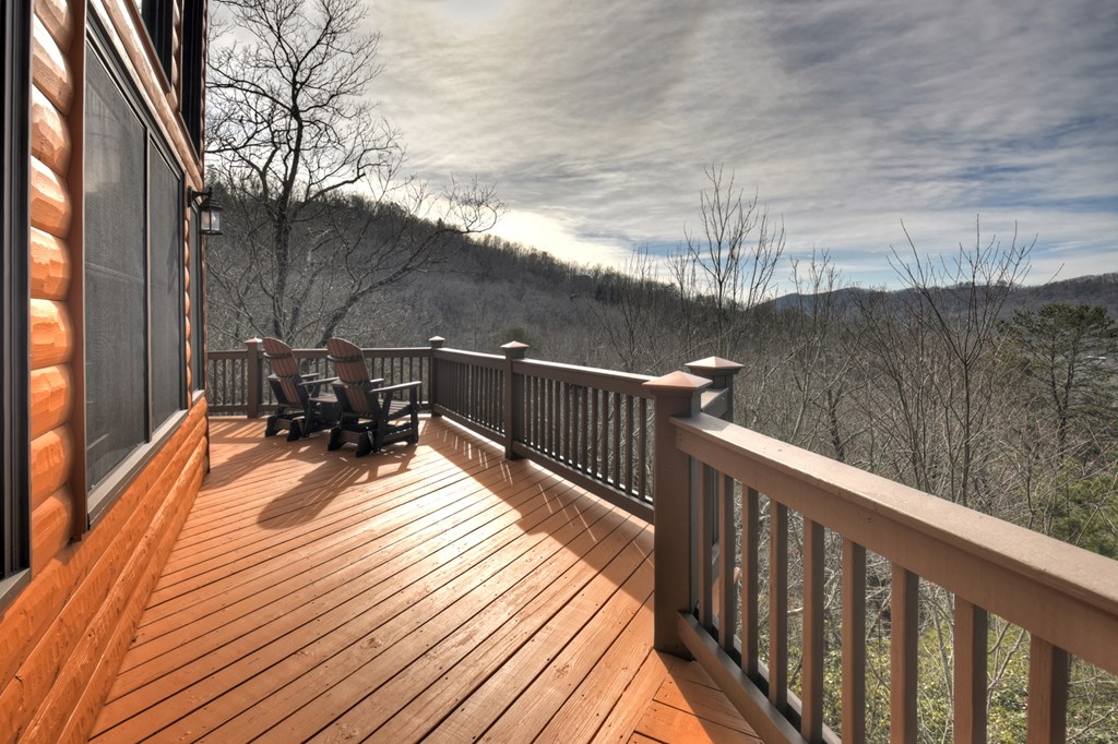 420 Deer Crest Heights Property Photo 7