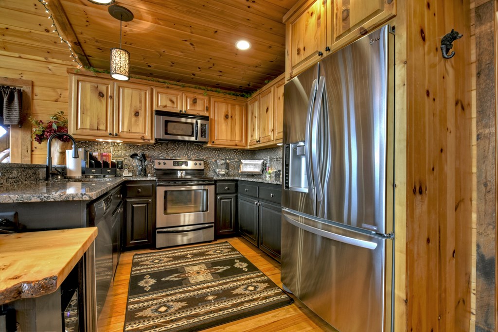 420 Deer Crest Heights Property Photo 13