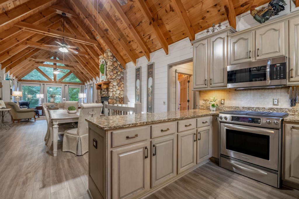 167 Star Creek Drive Property Photo 15