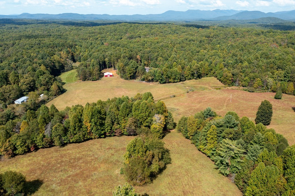 5981 Candy Mountain Road Property Photo 2