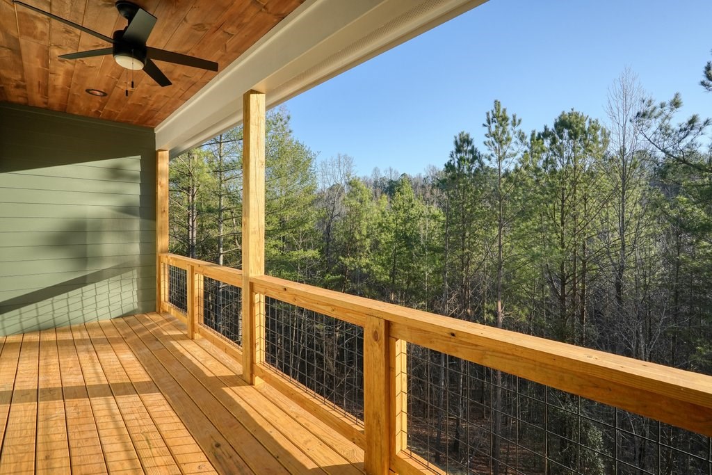 348 Redfield Way Property Photo 4