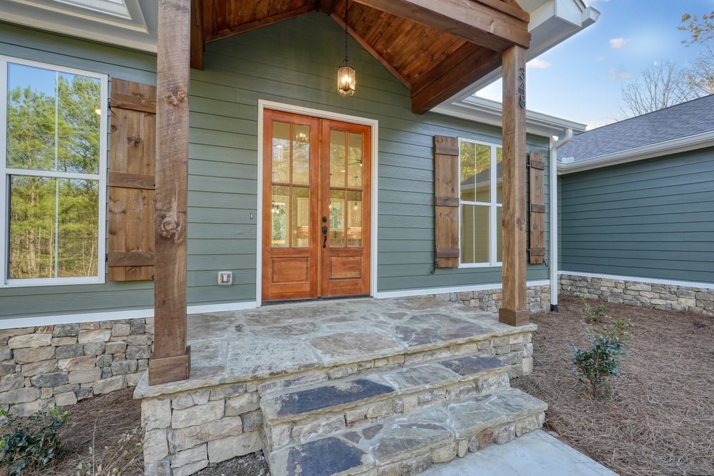 348 Redfield Way Property Photo 11