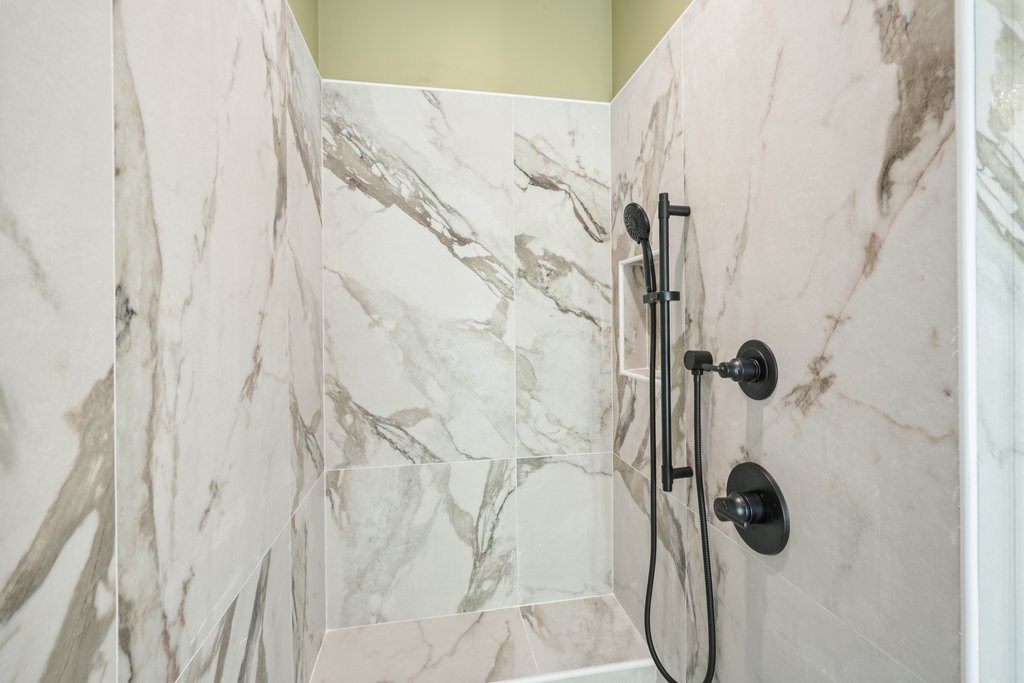 348 Redfield Way Property Photo 43