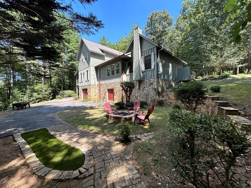233 Twin Lakes Road Property Photo 12