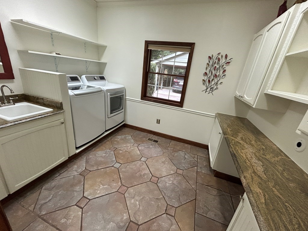 233 Twin Lakes Road Property Photo 40