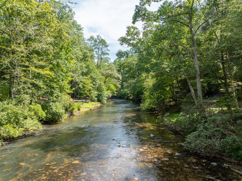 212 Fish Tale Cove Property Photo 65