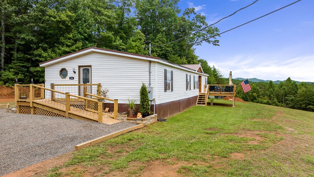 204 Queens Avenue Property Photo 2